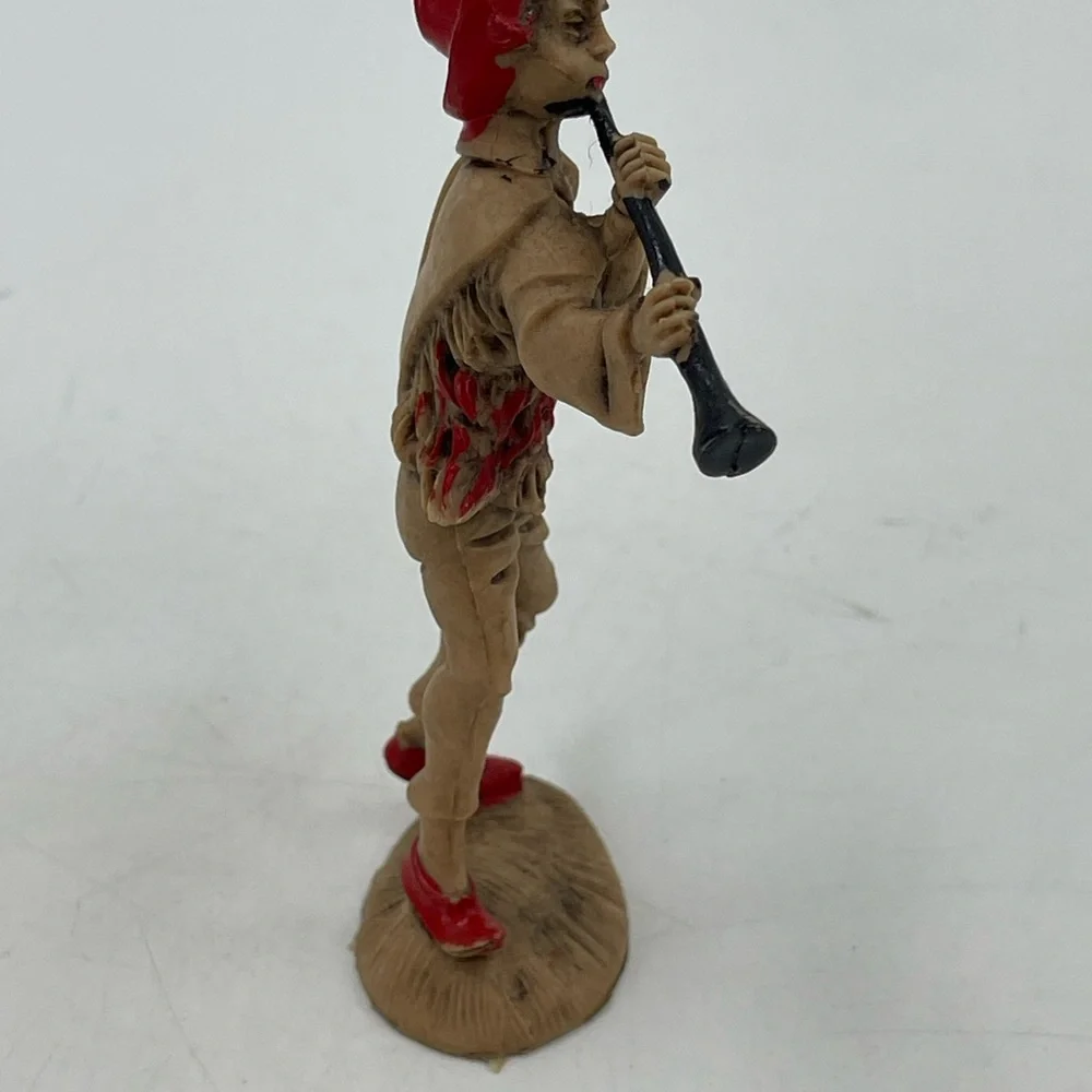 Vintage‎ Nativity Figure Plastic Replacement Shephard Boy Playing Horn 5